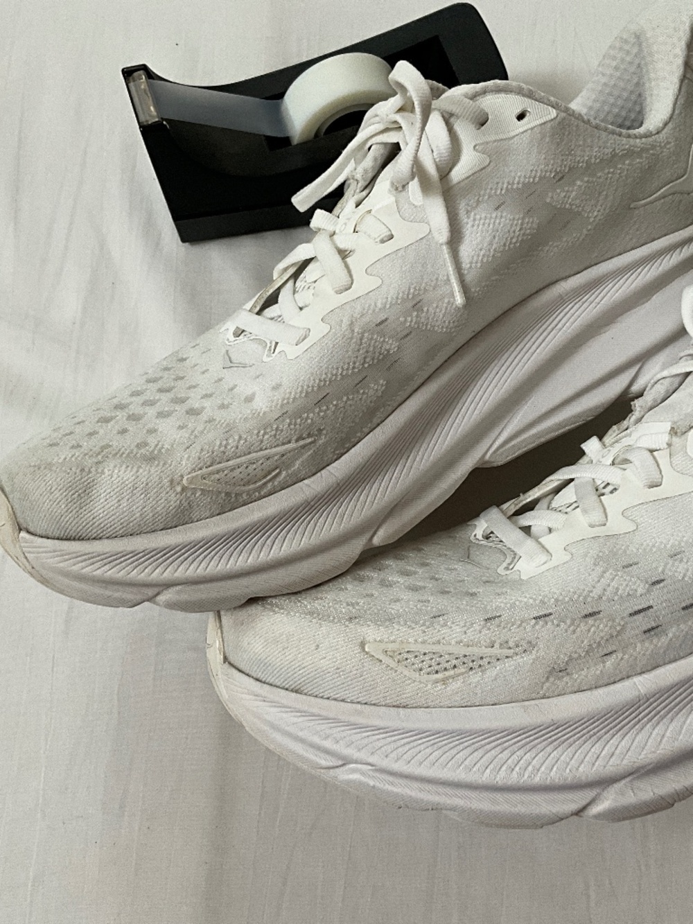 HOKA Clifton 9 Hands-Free Size 11 White - Picture 15 of 16